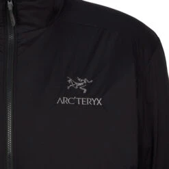 Arc'teryx ATOM JACKET M Herren Isolationsjacke BLACK -Outdoor Ausrüstung Geschäft 5638051726 d atom jacket m arc teryx 24